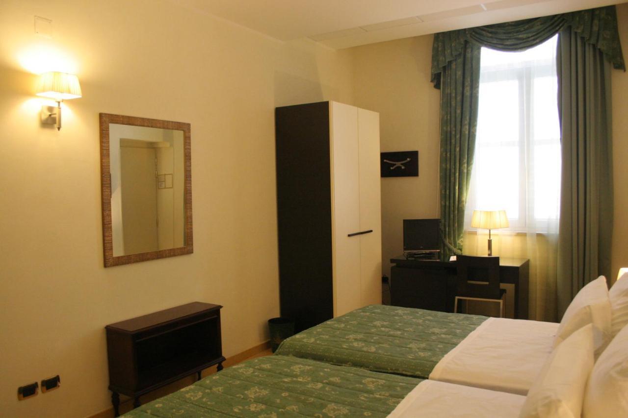 Domus Mariae Benessere Hotel Syracuse Room photo